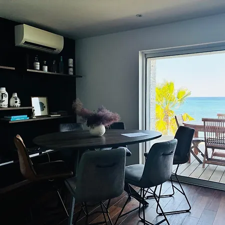 شقة فندقية Punta Di Mare 4*