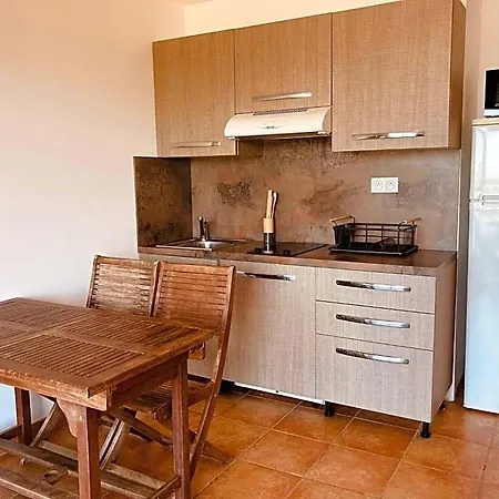 Punta Di Mare Aparthotel Linguizzetta